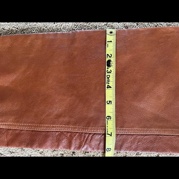 Leather pants size 8-10 - Picture 4 of 5